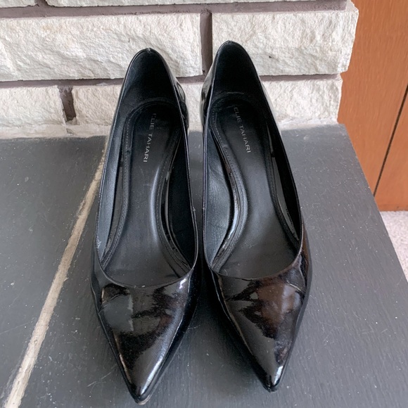 Elie Tahari black patent leather heels - Picture 2 of 4
